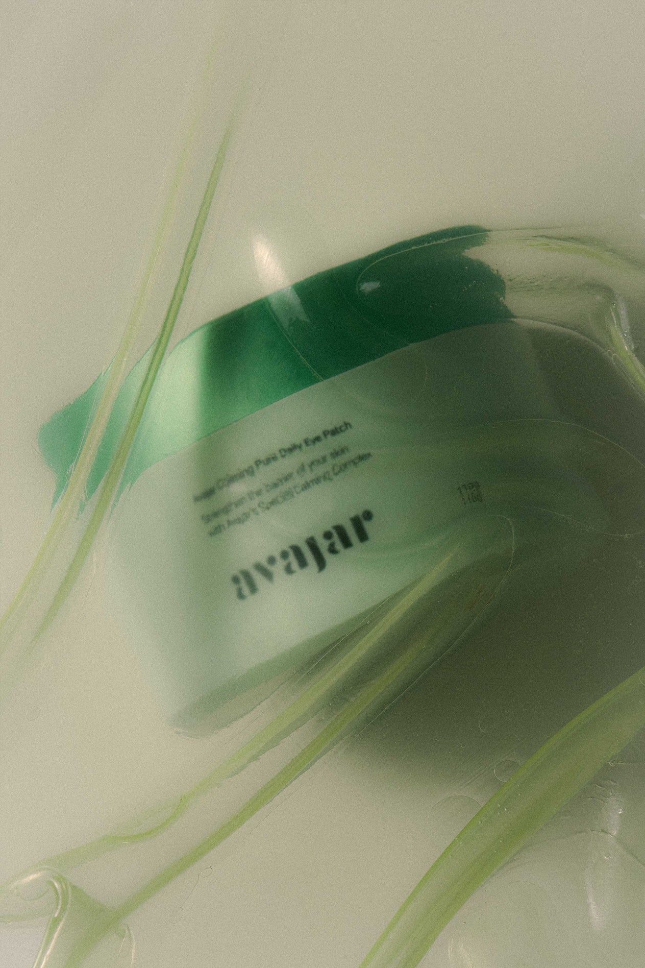 Avajar calming pure daily eye patch